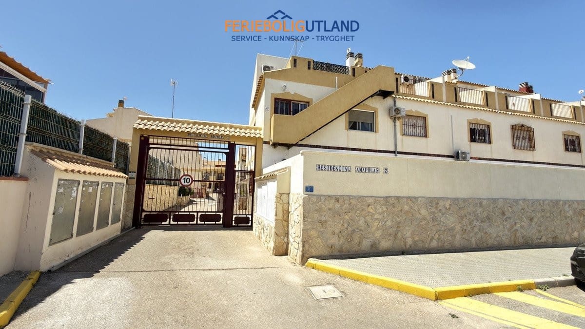 3 camera da letto Casa in vendita in La Zenia con piscina garage - 220.950 € (Rif: 10001079)