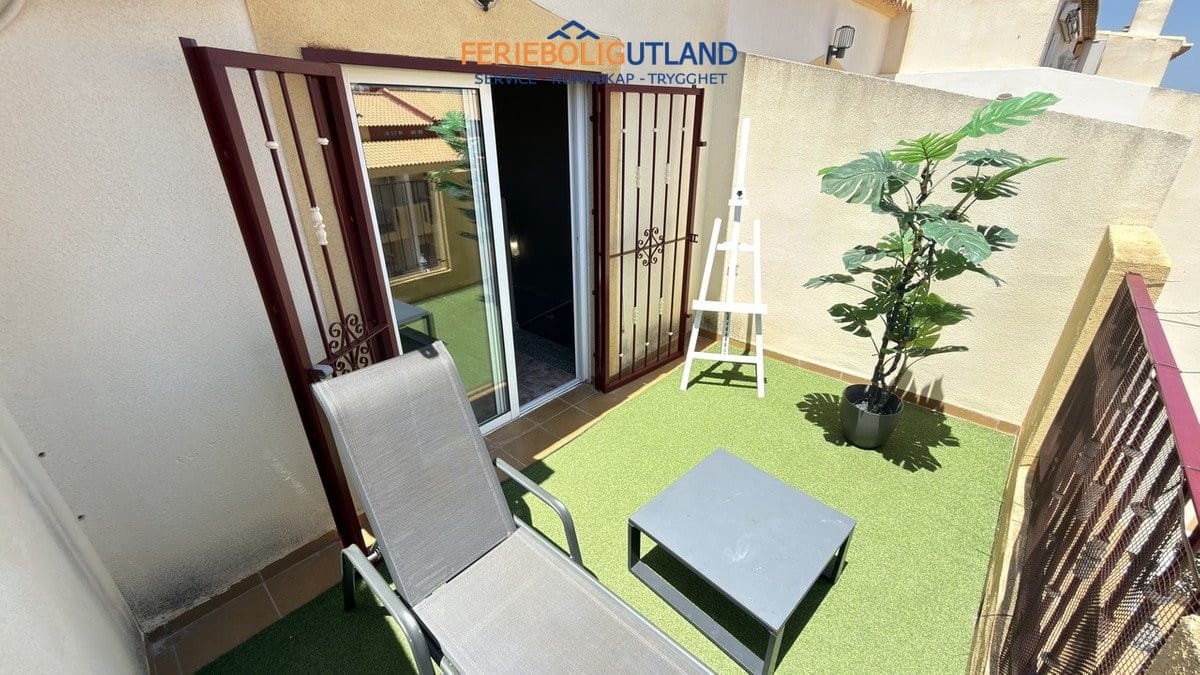 3 camera da letto Casa in vendita in La Zenia con piscina garage - 220.950 € (Rif: 10001079)