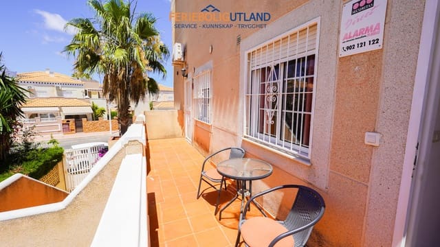 Apartamento de 3 habitaciones en Aguas Nuevas, Torrevieja en venta con piscina garaje - 199.000 € (Ref: 10001088)