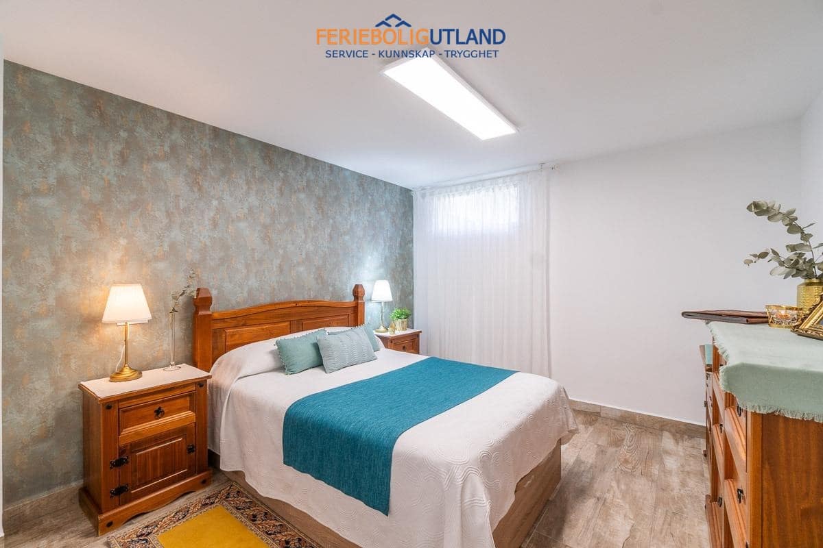 4 sypialnia Willa na sprzedaż w San Miguel de Salinas z basenem garażem - 399 000 € (Ref: 10001090)