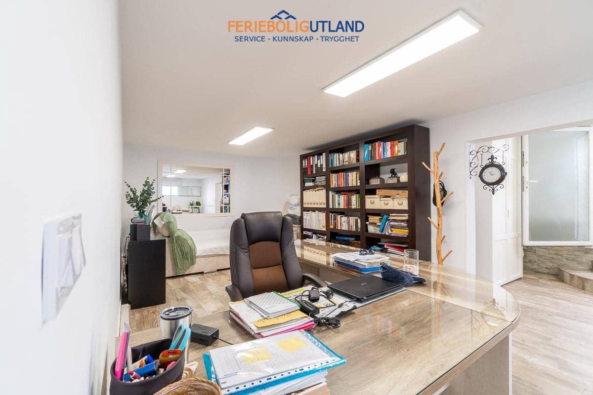 4 sypialnia Willa na sprzedaż w San Miguel de Salinas z basenem garażem - 399 000 € (Ref: 10001090)