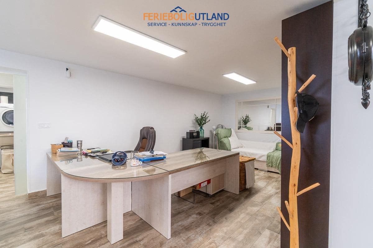4 sypialnia Willa na sprzedaż w San Miguel de Salinas z basenem garażem - 399 000 € (Ref: 10001090)