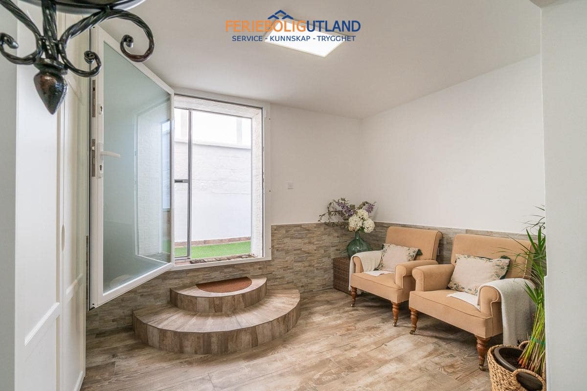 4 sypialnia Willa na sprzedaż w San Miguel de Salinas z basenem garażem - 399 000 € (Ref: 10001090)