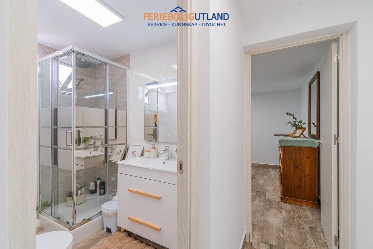4 sypialnia Willa na sprzedaż w San Miguel de Salinas z basenem garażem - 399 000 € (Ref: 10001090)
