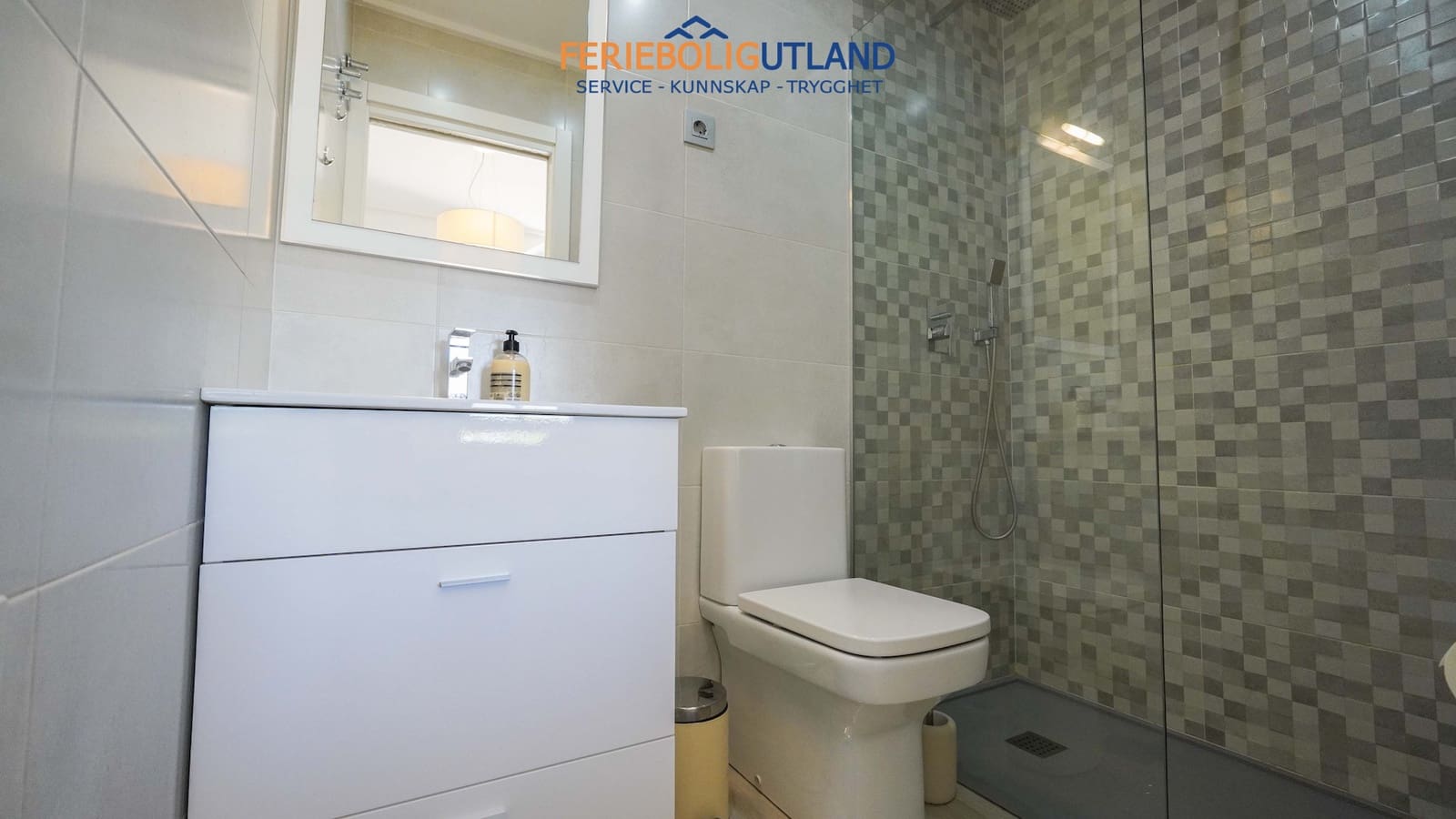2 sypialnia Apartament na sprzedaż w Torre de la Horadada z basenem garażem - 310 000 € (Ref: 10001092)