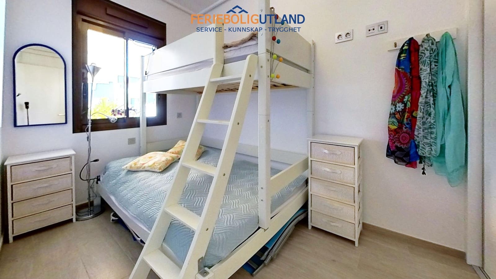 2 sypialnia Apartament na sprzedaż w Torre de la Horadada z basenem garażem - 310 000 € (Ref: 10001092)