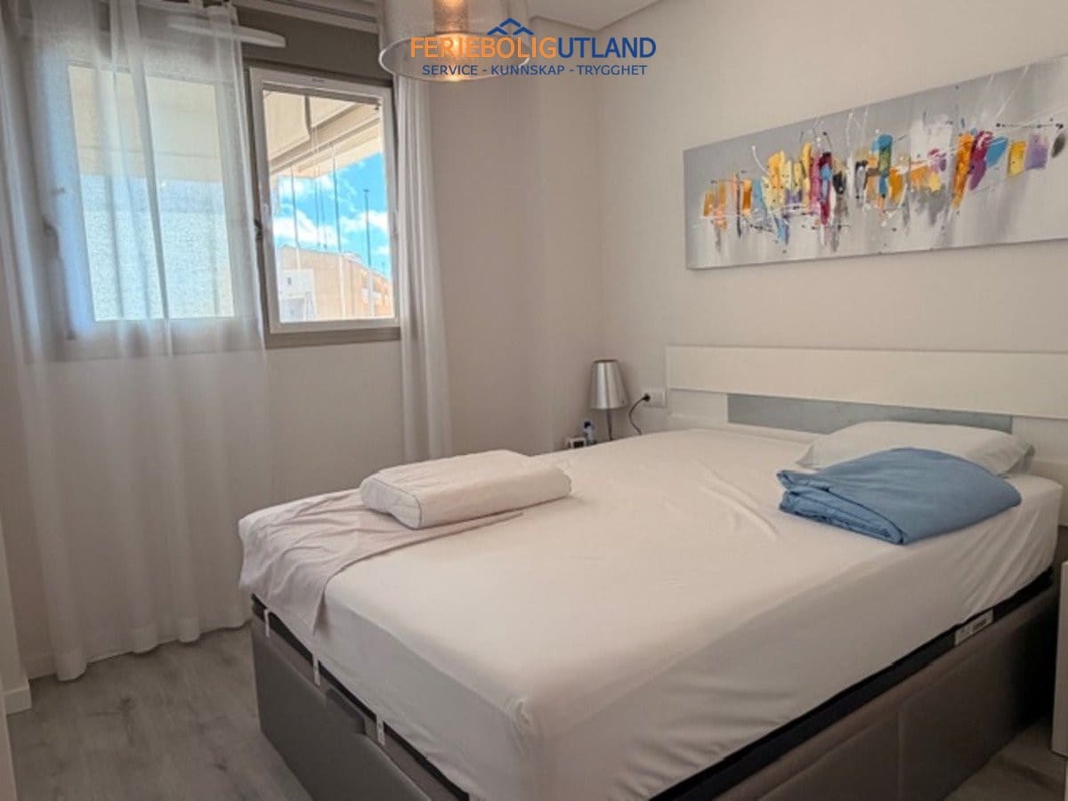2 soverom Leilighet til salgs i Los Dolses med svømmebasseng garasje - € 228 995 (Ref: 10001094)