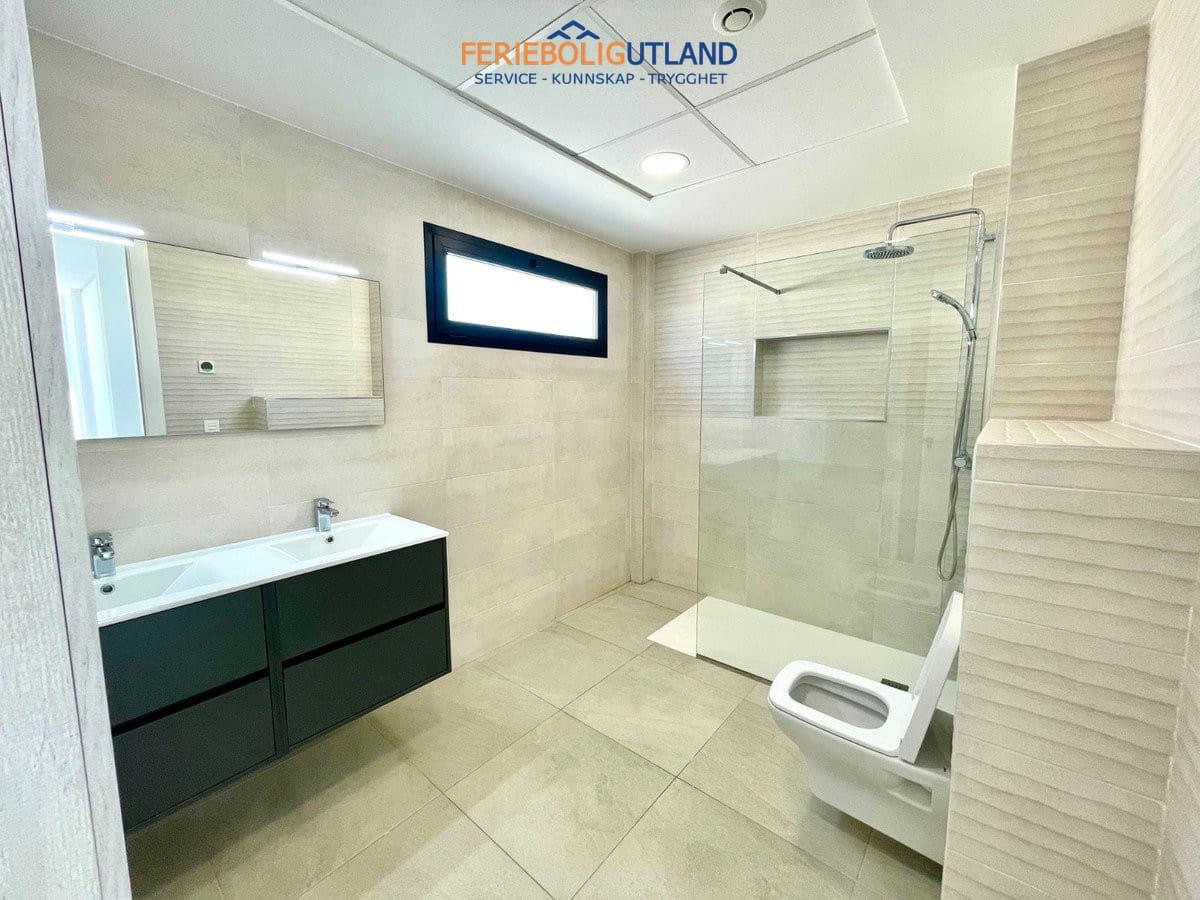 3 camera da letto Villa in vendita in Benijofar con piscina garage - 399.000 € (Rif: 10001095)