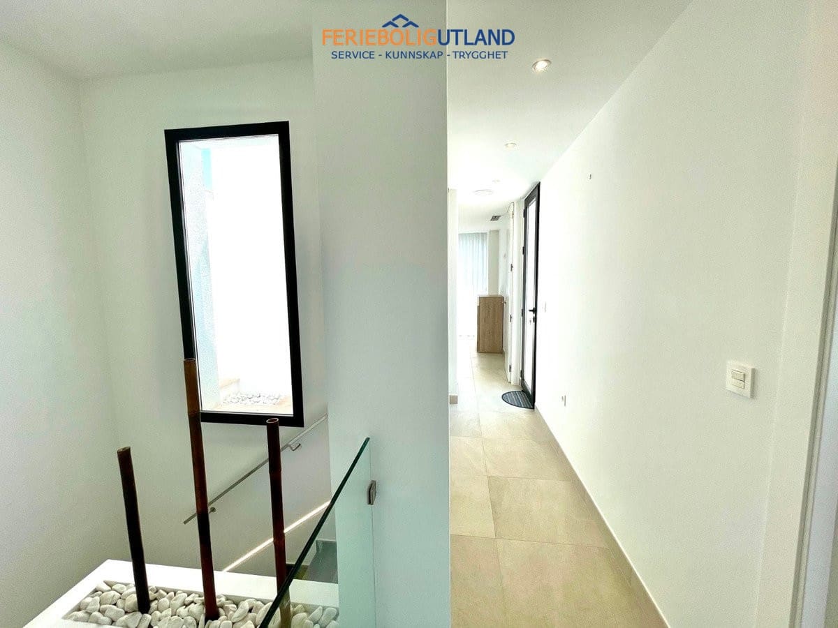 3 camera da letto Villa in vendita in Benijofar con piscina garage - 399.000 € (Rif: 10001095)