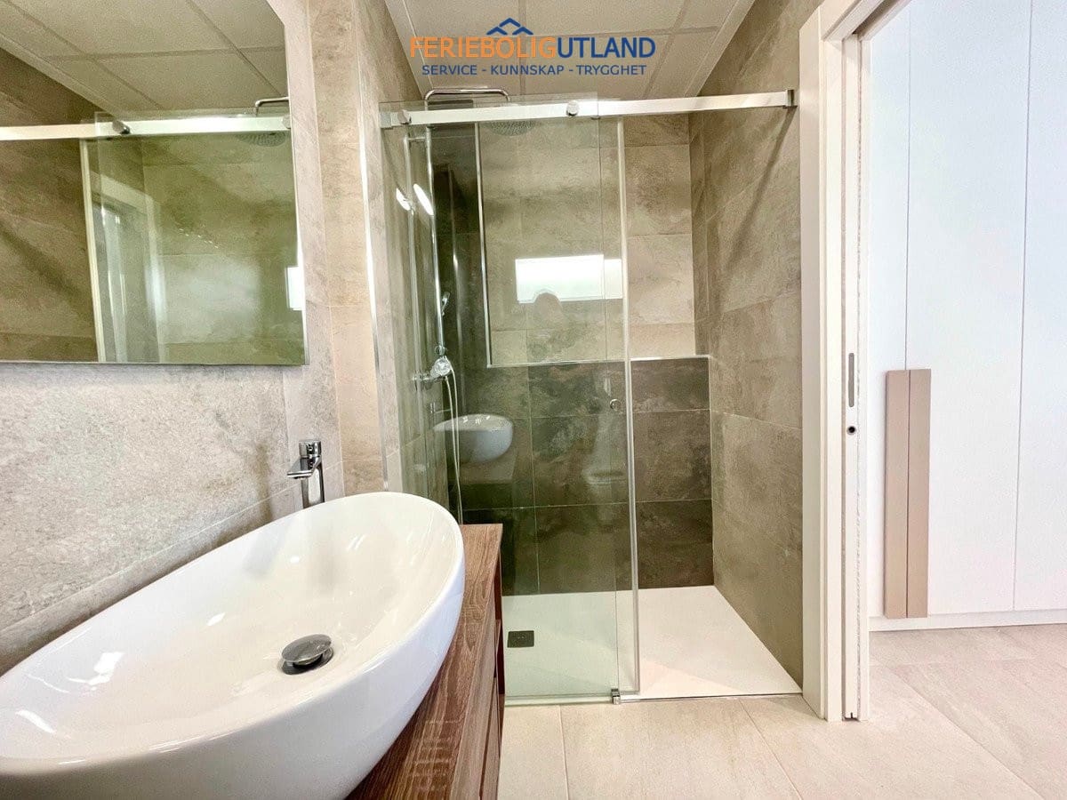 3 camera da letto Villa in vendita in Benijofar con piscina garage - 399.000 € (Rif: 10001095)