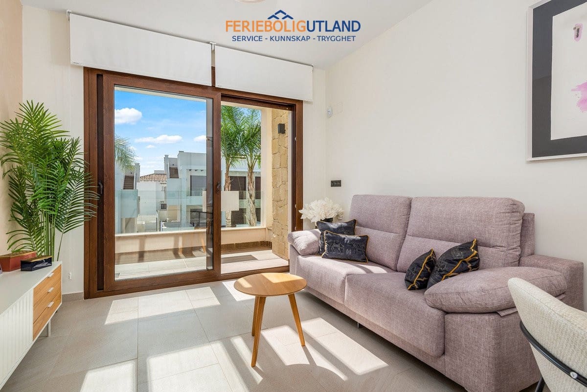 3 sypialnia Apartament na sprzedaż w Torrevieja z basenem garażem - 310 000 € (Ref: 10001096)