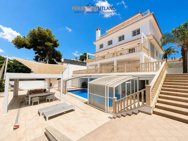 4 slaapkamer Villa te koop in Dehesa de Campoamor, Orihuela met zwembad garage - € 1.225.000 (Ref: 10001098)