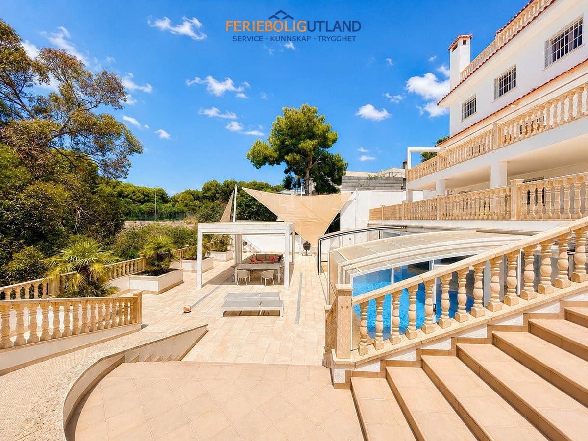 4 soveværelse Villa til salg i Campoamor med swimmingpool garage - € 1.225.000 (Ref: 10001098)