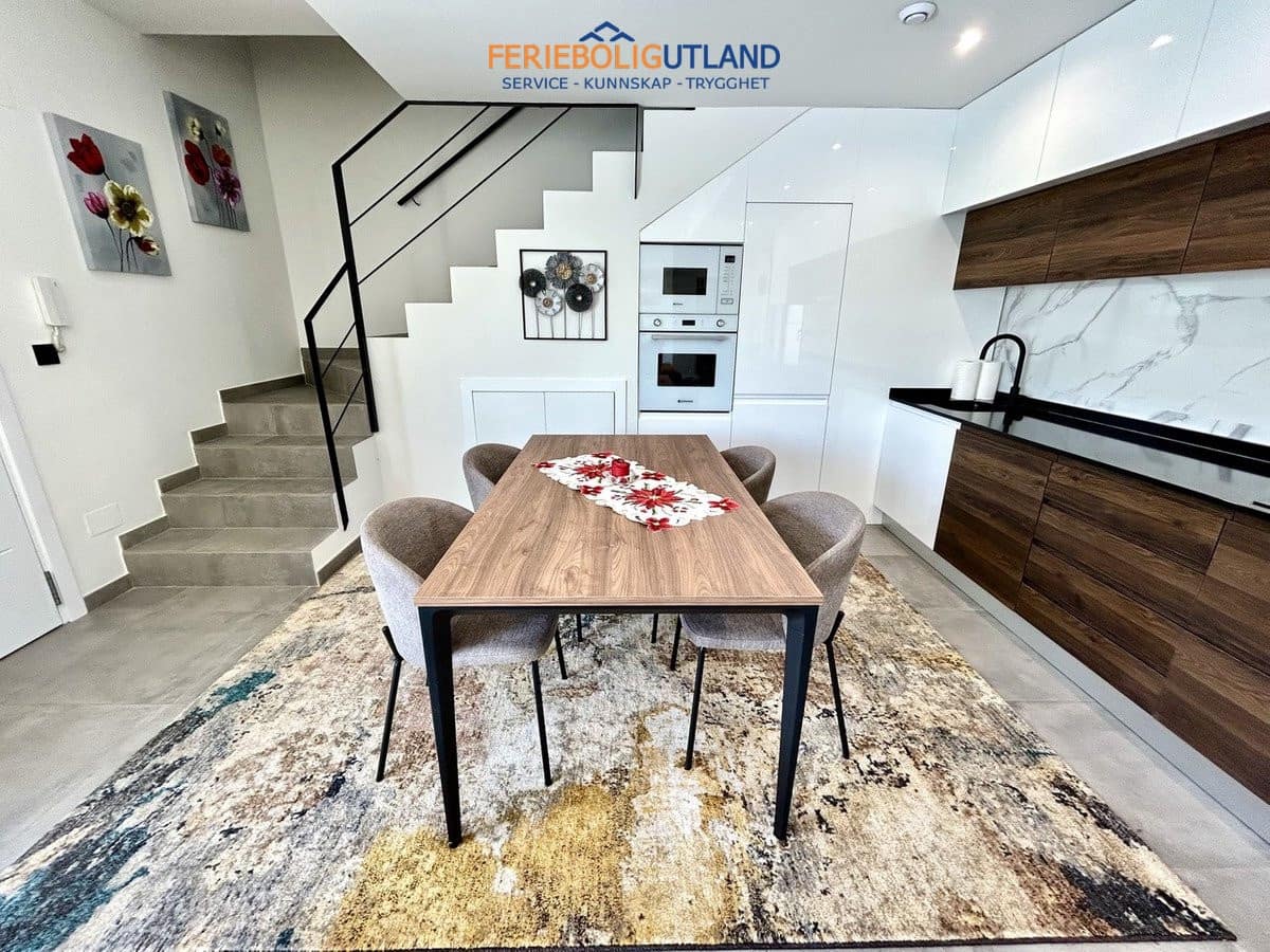 2 chambre Villa/Maison à vendre à Villamartin avec piscine garage - 425 000 € (Ref: 10001099)