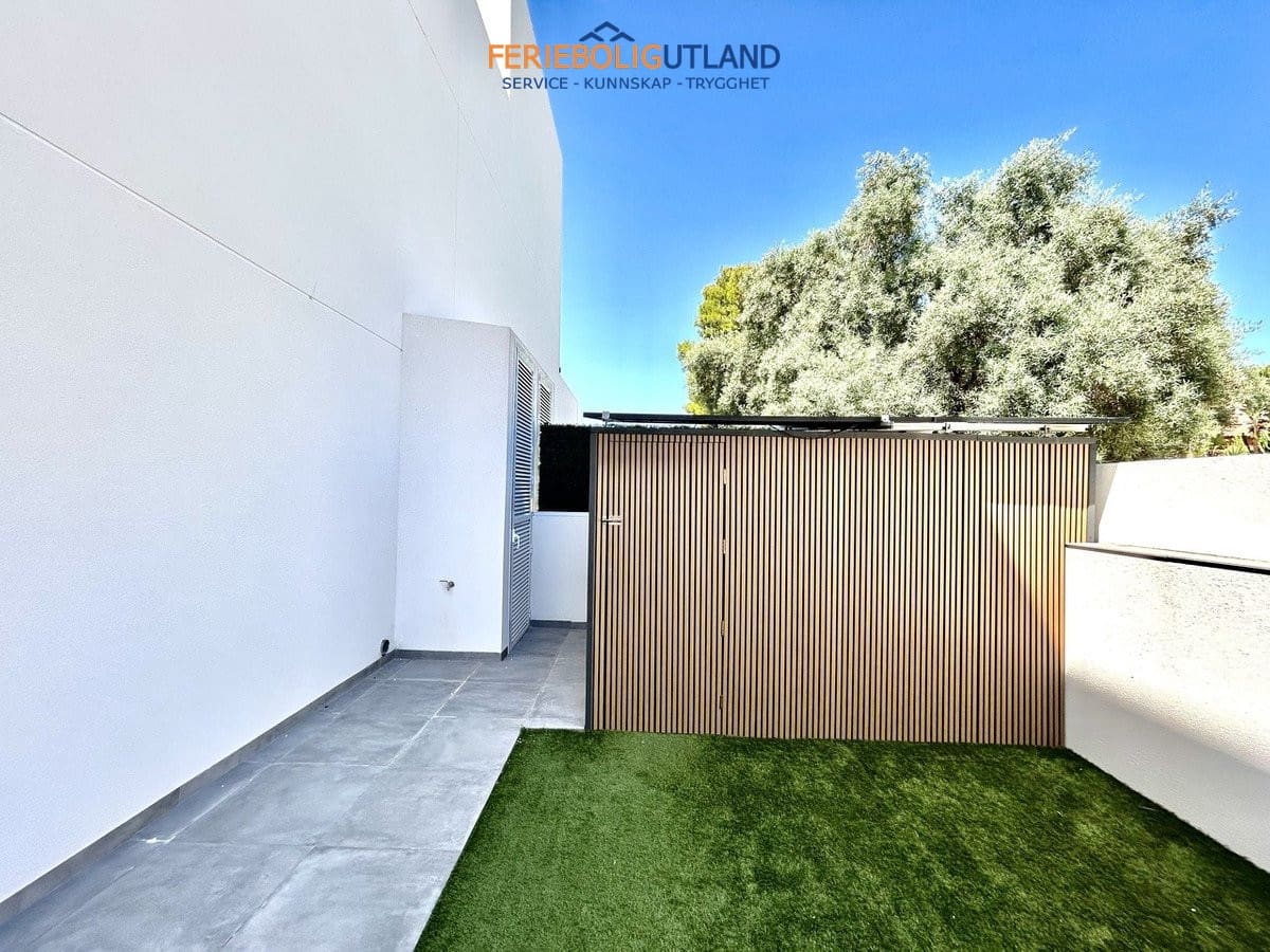 2 chambre Villa/Maison à vendre à Villamartin avec piscine garage - 425 000 € (Ref: 10001099)