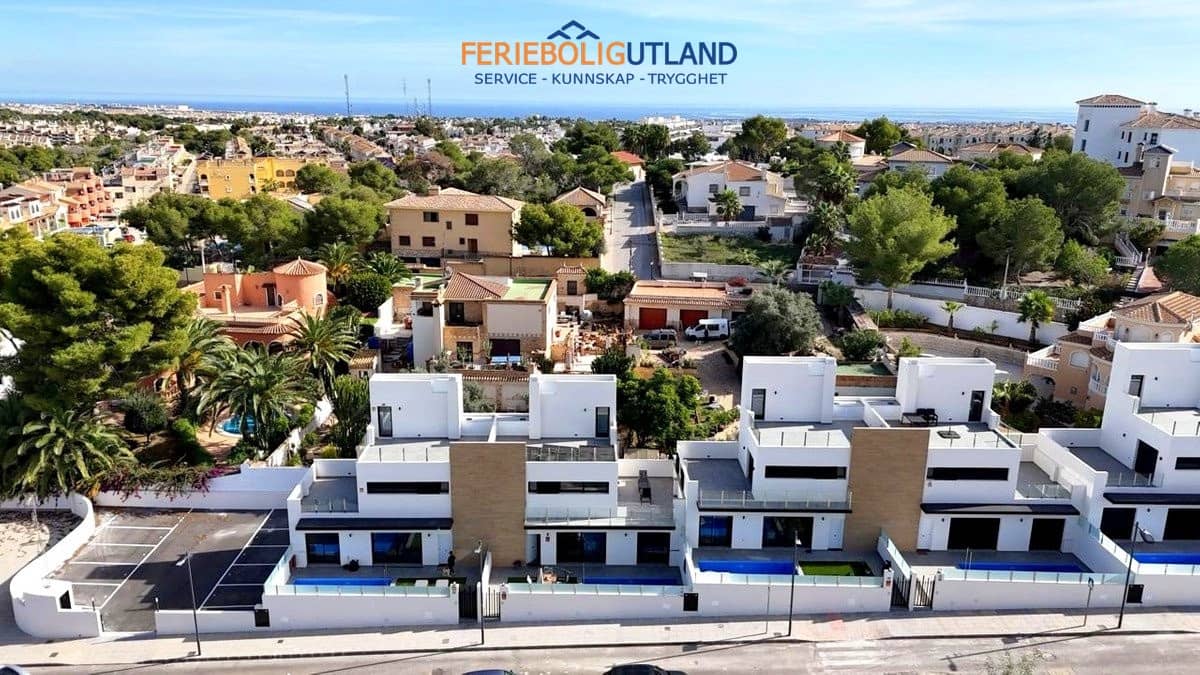 2 chambre Villa/Maison à vendre à Villamartin avec piscine garage - 425 000 € (Ref: 10001099)