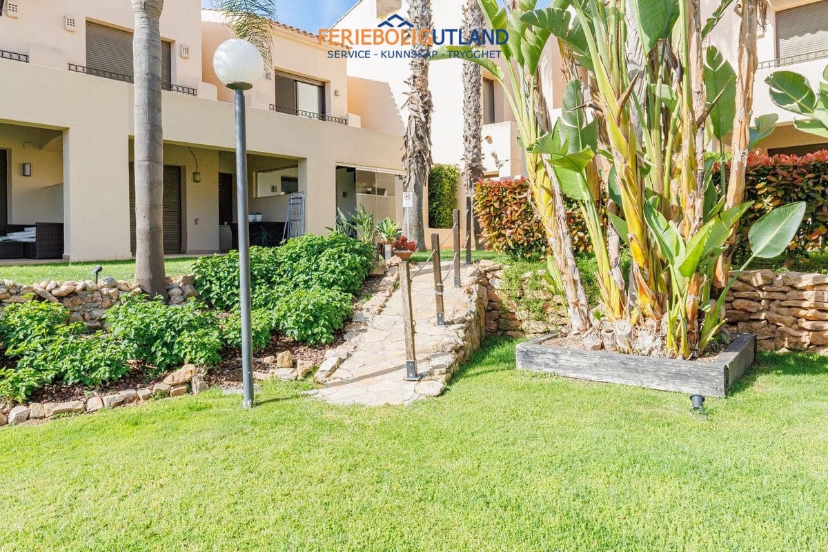 2 quarto Casa em Banda para venda em Roda com piscina garagem - 235 000 € (Ref: 10001100)
