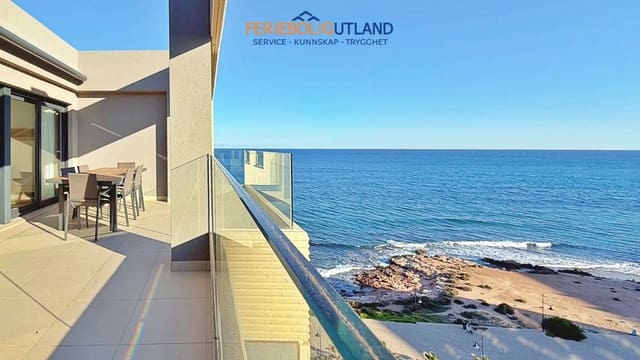 Ático de 3 habitaciones en Punta Prima, Orihuela en venta con piscina garaje - 765.000 € (Ref: 10001106)