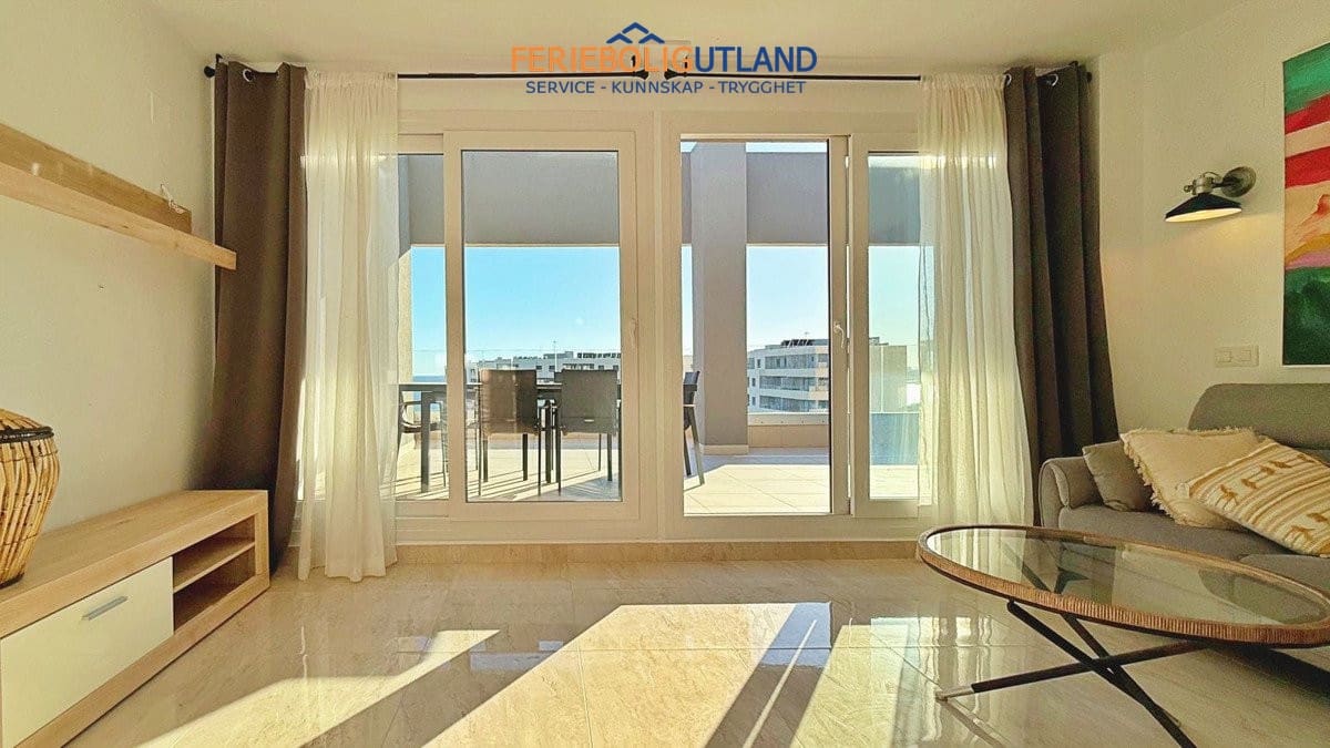 Ático de 3 habitaciones en Orihuela Costa en venta con piscina garaje - 765.000 € (Ref: 10001106)