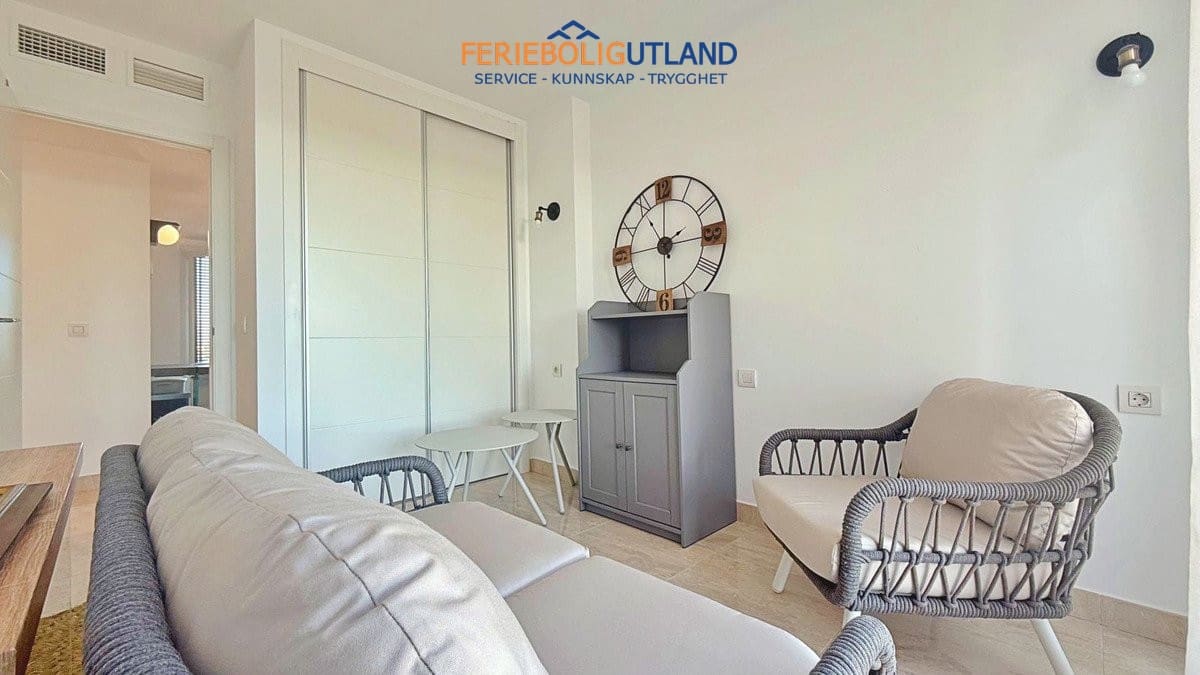Ático de 3 habitaciones en Orihuela Costa en venta con piscina garaje - 765.000 € (Ref: 10001106)