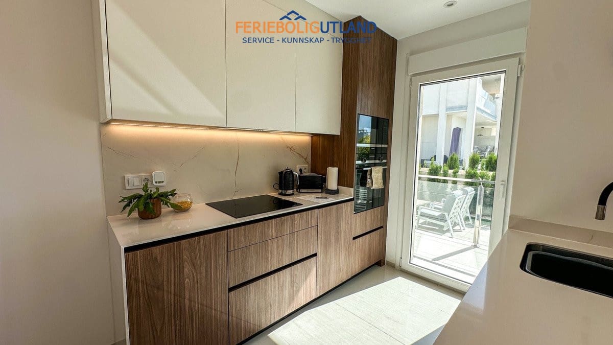 2 slaapkamer Bungalow te koop in Ciudad Quesada met zwembad garage - € 359.000 (Ref: 10001107)