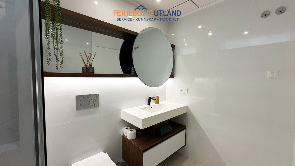 2 slaapkamer Bungalow te koop in Ciudad Quesada met zwembad garage - € 359.000 (Ref: 10001107)