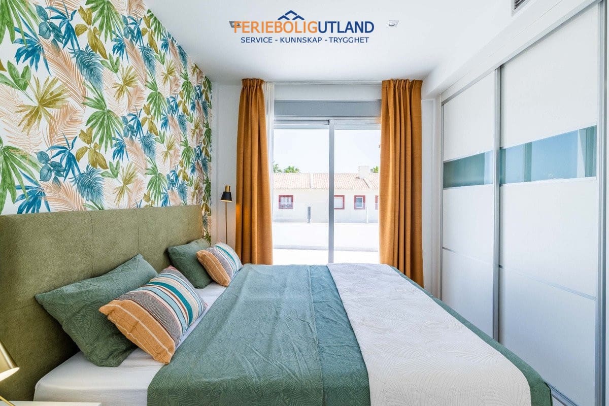 Chalet de 3 habitaciones en Ciudad Quesada en venta con piscina garaje - 399.000 € (Ref: 10001109)