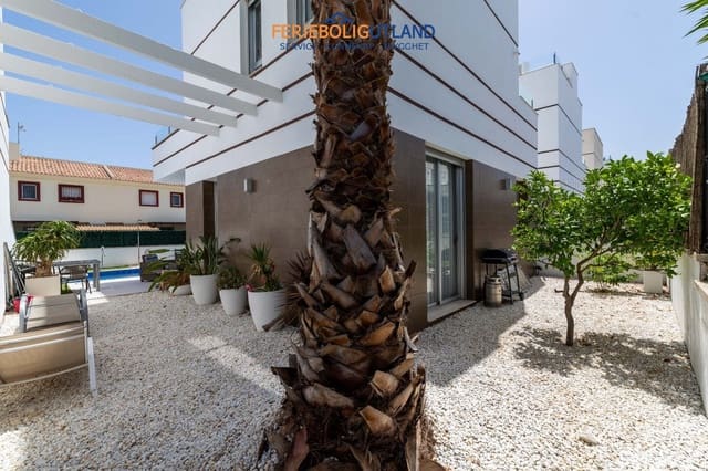3 bedroom Villa for sale in Ciudad Quesada, Rojales with pool garage - € 399,000 (Ref: 10001109)