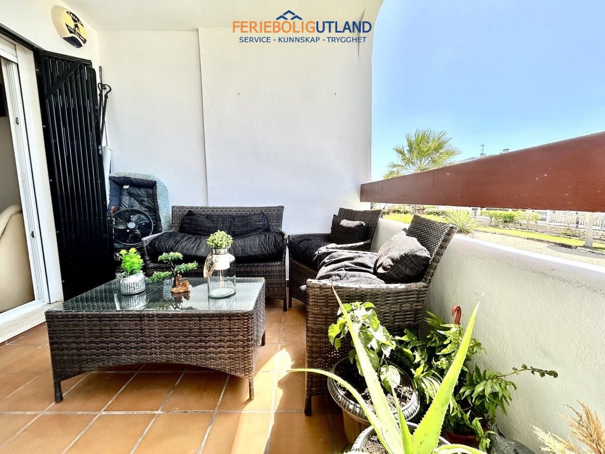 2 soveværelse Lejlighed til salg i Villamartin med swimmingpool garage - € 189.000 (Ref: 10001111)