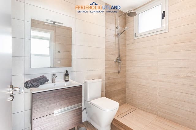 5 Zimmer Doppelhaus zu verkaufen in Torreblanca, Fuengirola mit Pool Garage - 949.000 € (Ref: 10001119)