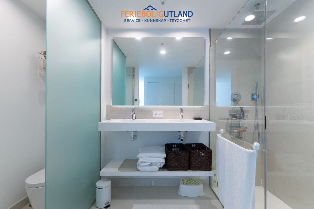 2 Zimmer Apartment zu verkaufen in Fuengirola mit Pool Garage - 580.000 € (Ref: 10001120)