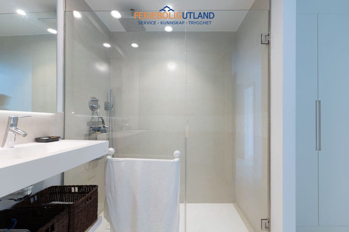 2 Zimmer Apartment zu verkaufen in Fuengirola mit Pool Garage - 580.000 € (Ref: 10001120)