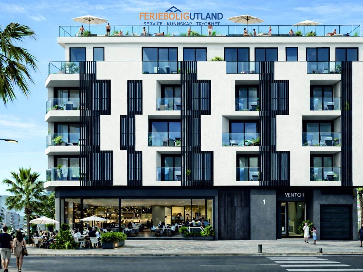 Apartamento de 2 habitaciones en Torrevieja en venta con piscina garaje - 282.000 € (Ref: 10001121)