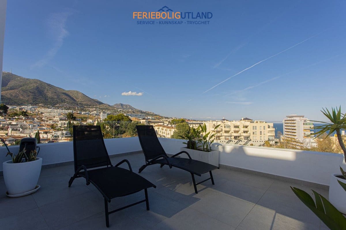 Chalet de 5 habitaciones en Fuengirola en venta con piscina - 1.890.000 € (Ref: 10001129)