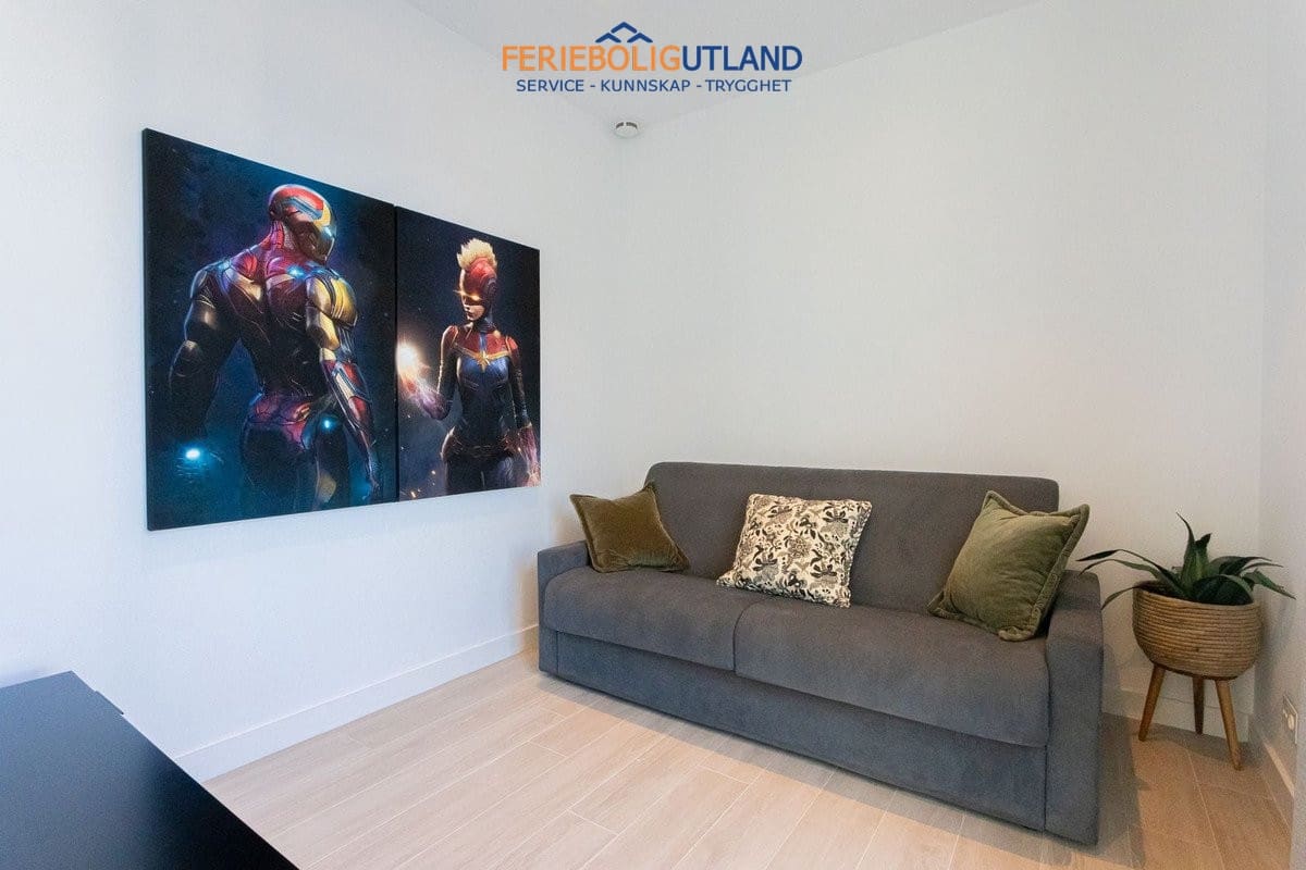 Chalet de 5 habitaciones en Fuengirola en venta con piscina - 1.890.000 € (Ref: 10001129)