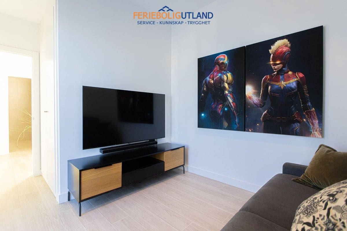 Chalet de 5 habitaciones en Fuengirola en venta con piscina - 1.890.000 € (Ref: 10001129)