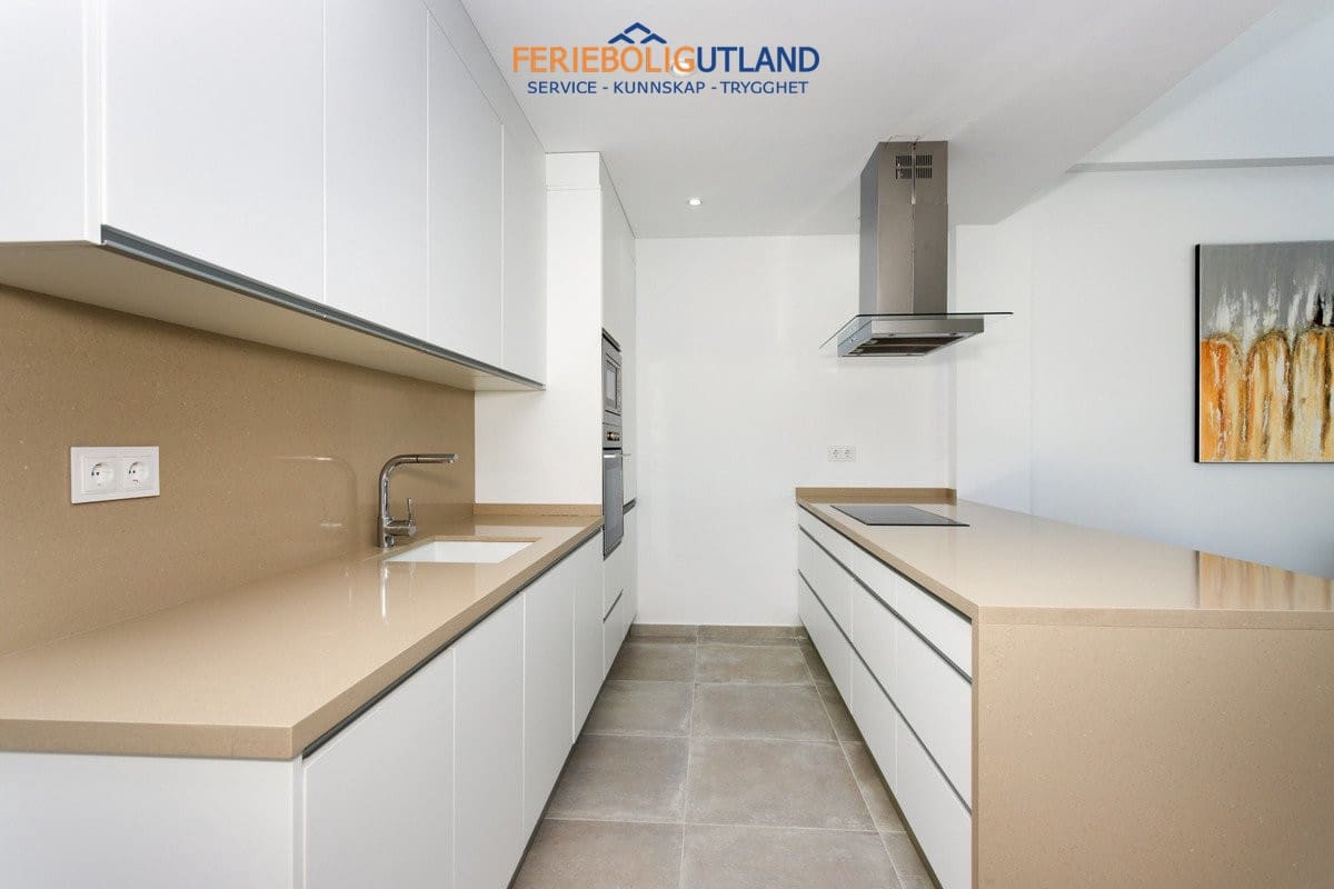 3 slaapkamer Huis te koop in Daya Nueva met zwembad garage - € 388.000 (Ref: 10001131)