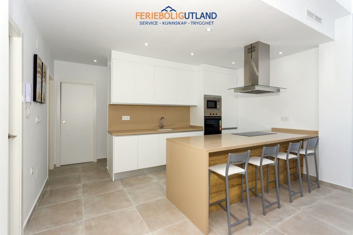 3 slaapkamer Huis te koop in Daya Nueva met zwembad garage - € 388.000 (Ref: 10001131)