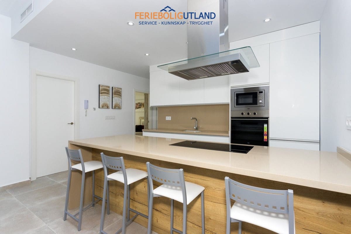 3 slaapkamer Huis te koop in Daya Nueva met zwembad garage - € 388.000 (Ref: 10001131)