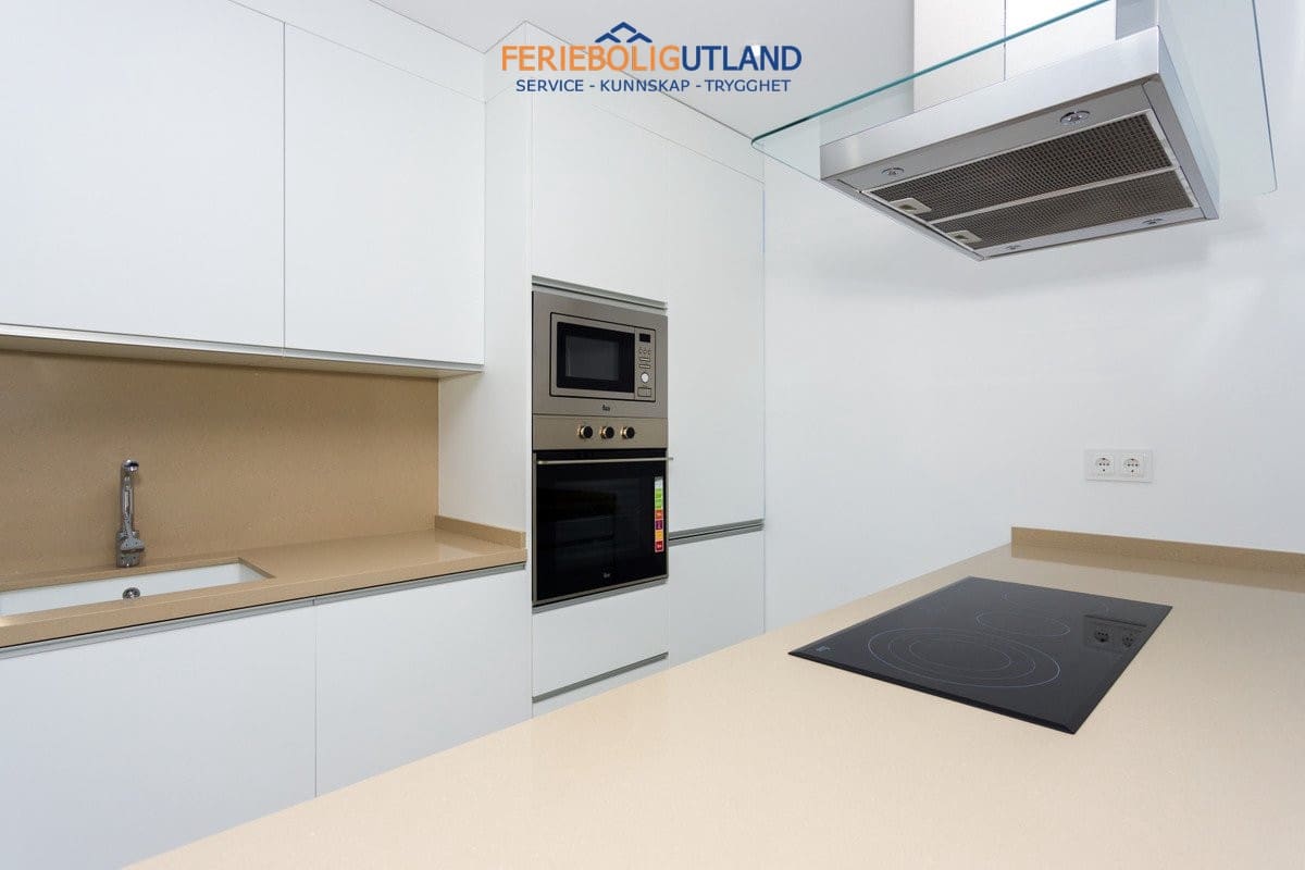3 slaapkamer Huis te koop in Daya Nueva met zwembad garage - € 388.000 (Ref: 10001131)