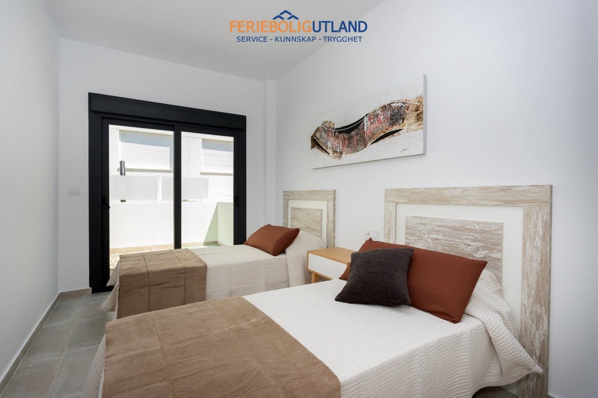 3 slaapkamer Huis te koop in Daya Nueva met zwembad garage - € 388.000 (Ref: 10001131)