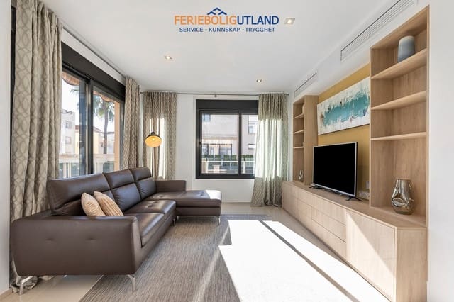 5 soveværelse Villa til salg i La Zenia, Orihuela med swimmingpool - € 895.000 (Ref: 10001132)