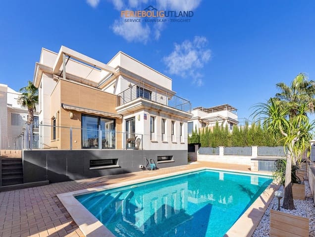 5 soveværelse Villa til salg i La Zenia, Orihuela med swimmingpool - € 895.000 (Ref: 10001132)