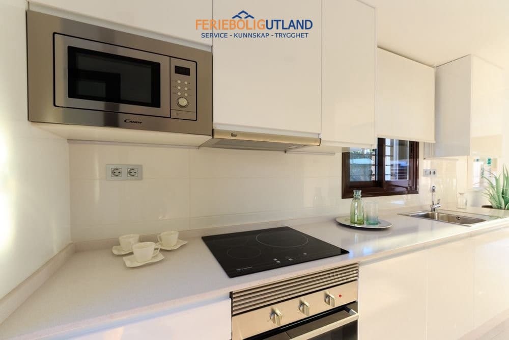 4 camera da letto Casa in vendita in Pilar de la Horadada con piscina garage - 369.900 € (Rif: 10001133)