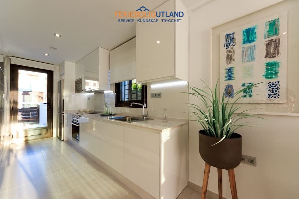 4 camera da letto Casa in vendita in Pilar de la Horadada con piscina garage - 369.900 € (Rif: 10001133)