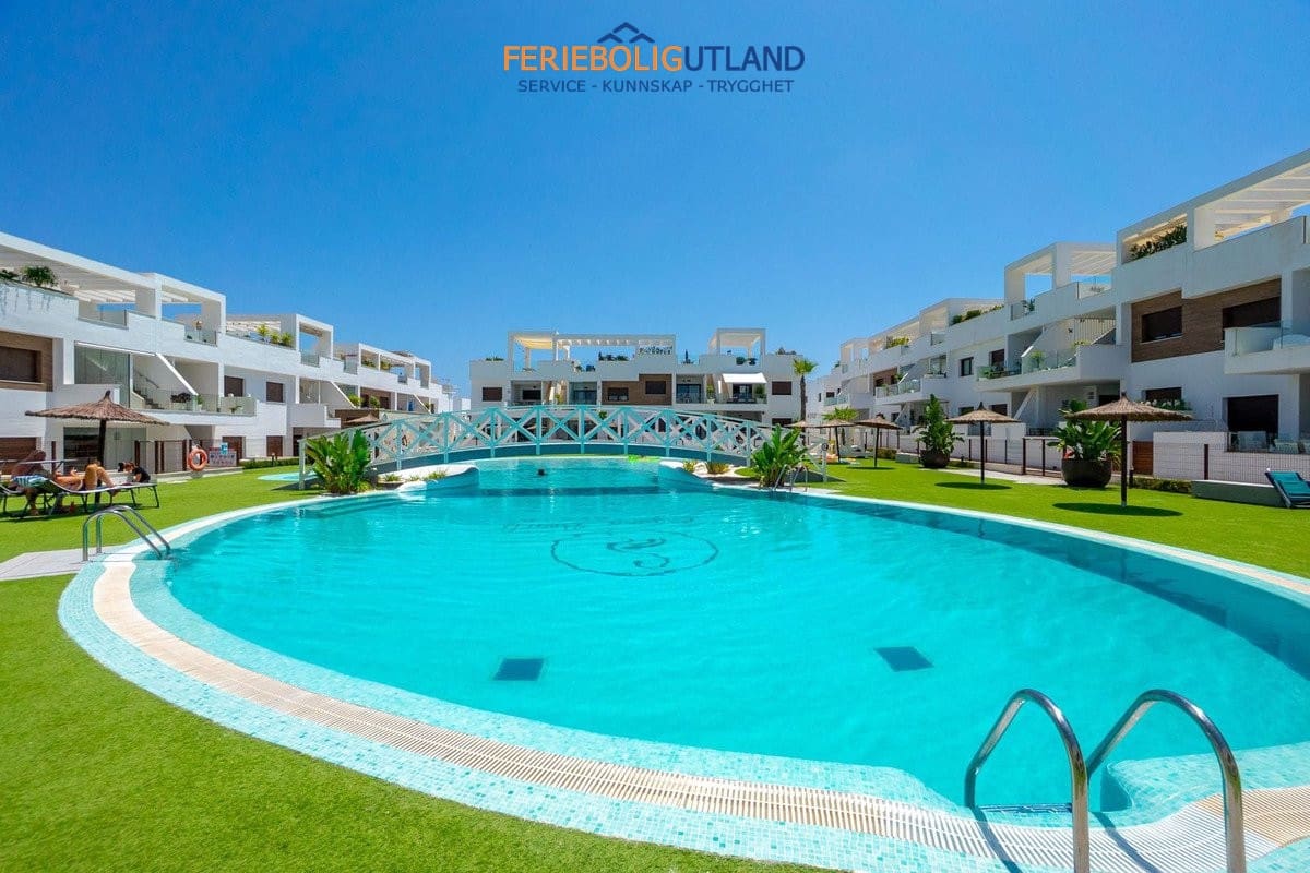 4 soveværelse Villa til salg i Los Balcones med swimmingpool - € 515.000 (Ref: 10001135)