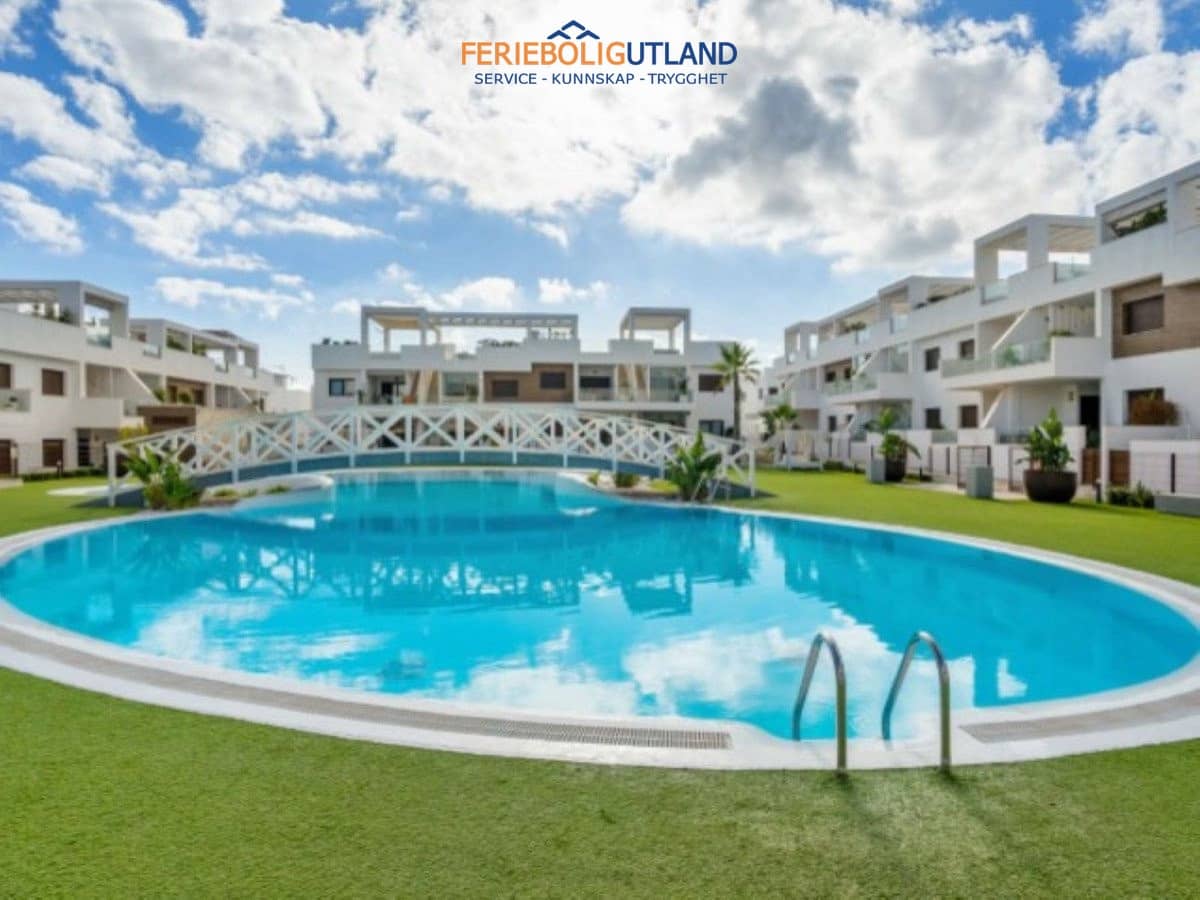 4 soveværelse Villa til salg i Los Balcones med swimmingpool - € 515.000 (Ref: 10001135)
