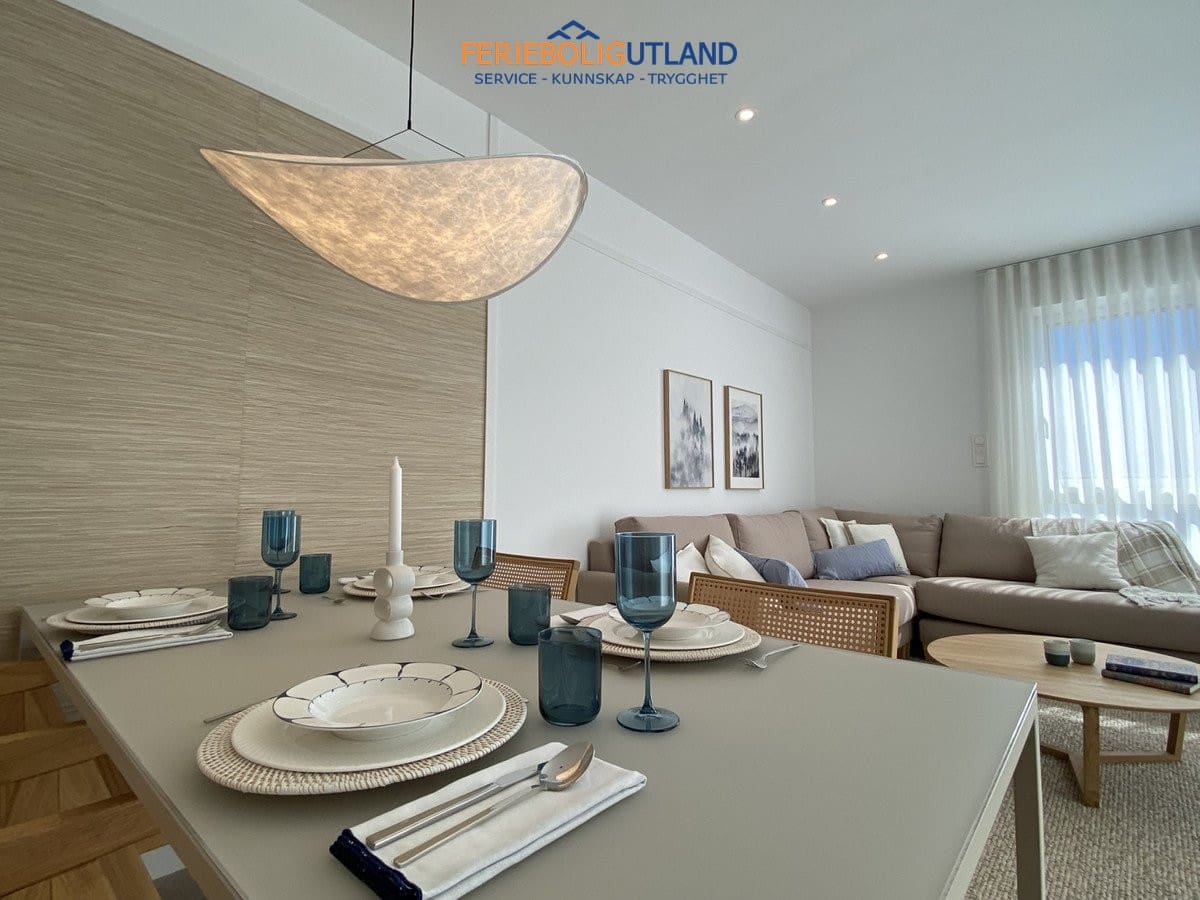 2 makuuhuone Huoneisto myytävänä paikassa Pilar de la Horadada mukana uima-altaan 
autotalli - 304 900 € (Ref: 10001139)