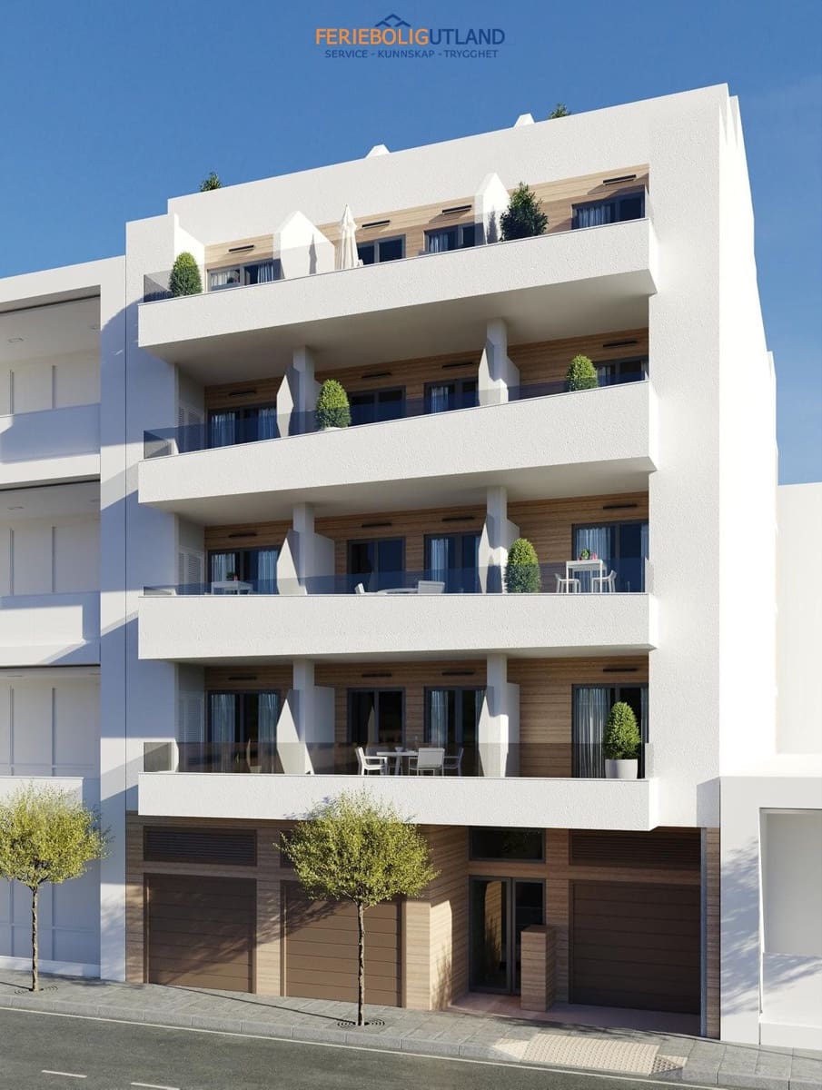 Apartamento de 3 habitaciones en Torrevieja en venta con piscina garaje - 289.000 € (Ref: 10001141)