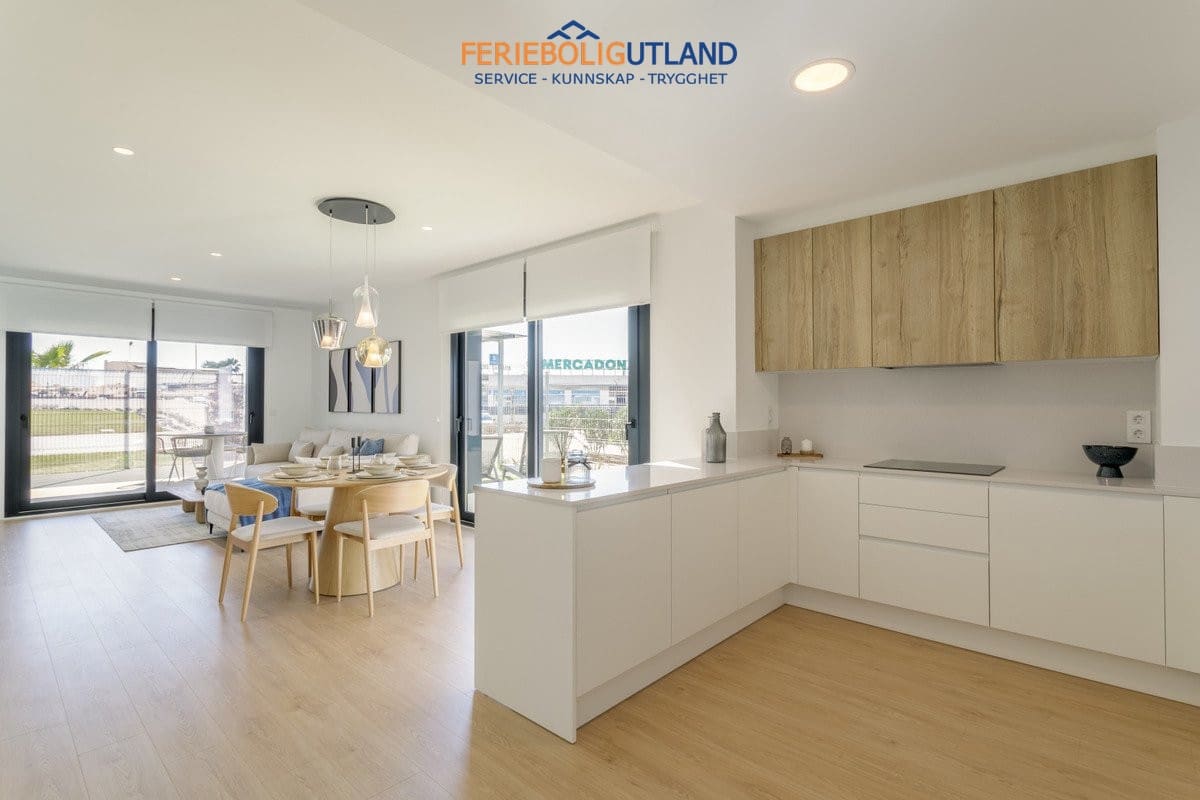 3 quarto Apartamento para venda em La Mata com piscina garagem - 540 000 € (Ref: 10001143)